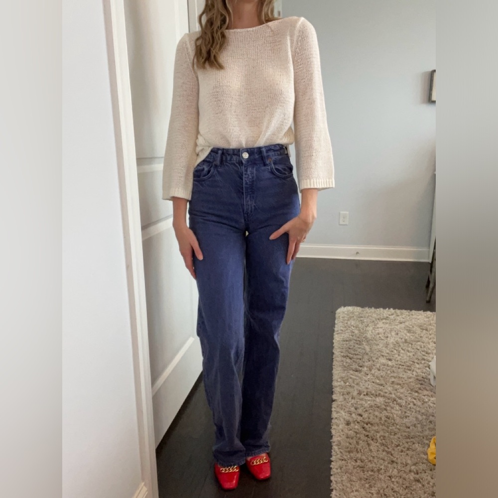 Zara 100% cotton 90’s fit dark blue jeans- size 4